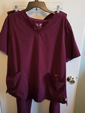 Smitten Wine V-Neck Scrub Top with Pink Trim and Pants.